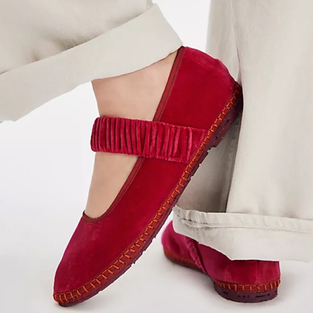 Flabelus Matilda Scrunchie Velvet Mary Janes size 37